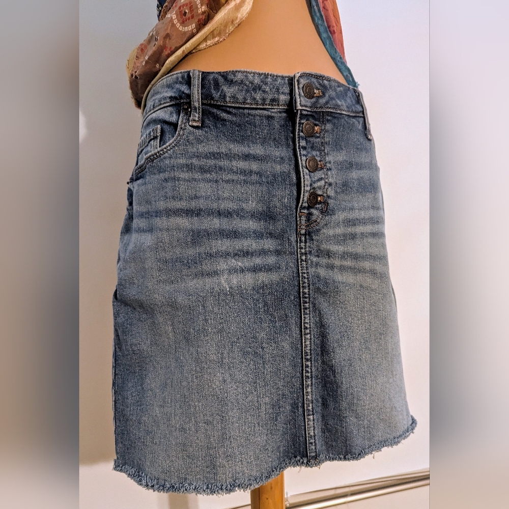 Old Navy, Size 14, Blue Denim midi skirt, Distressed with Button fly, worn once
